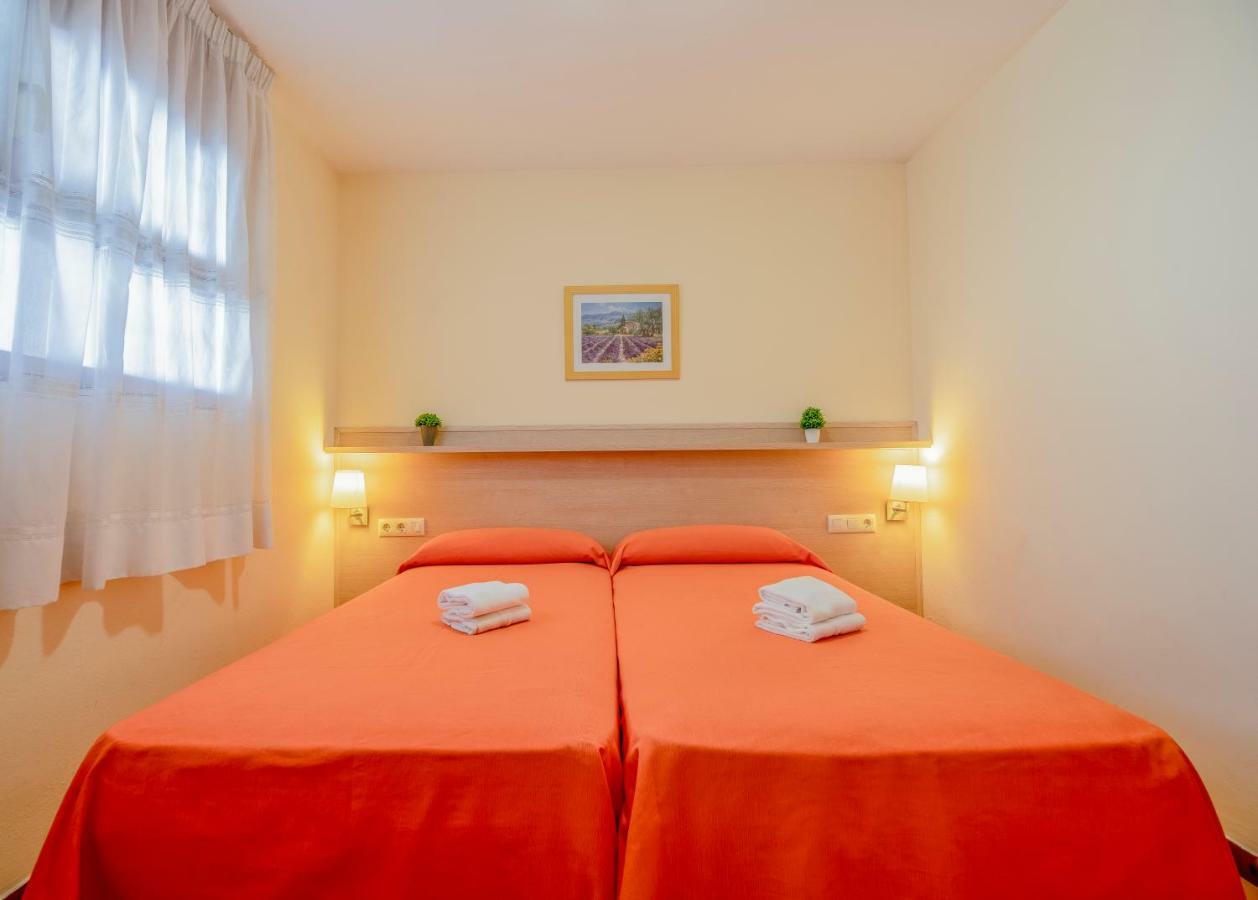 Rentalmar Azahar Salou Exterior foto
